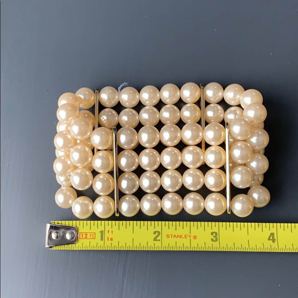 Multi strand Pearl bracelet